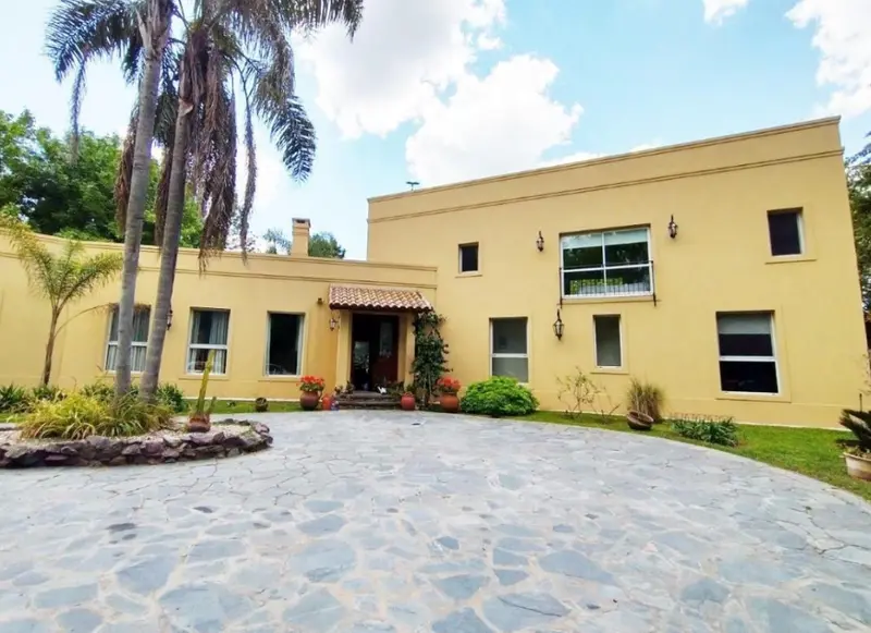 pilar village casa lucas.png