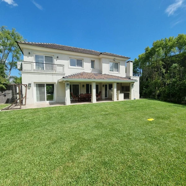 Casa en venta · Los Castores, Nordelta, Tigre, GBA Norte, Provincia de Buenos Aires Casa en venta · Los Castores, Nordelta, Tigre, GBA Norte, Provincia de Buenos Aires