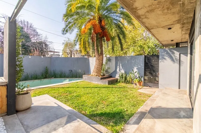 Casa en venta · Castelar, Morón, GBA Oeste, Provincia de Buenos Aires Casa en venta · Castelar, Morón, GBA Oeste, Provincia de Buenos Aires