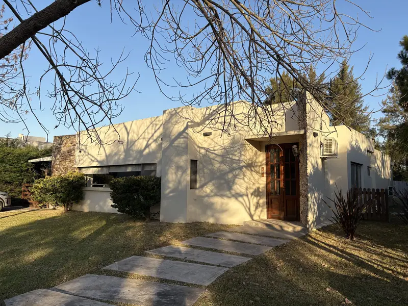 Casa en venta · Santa Catalina, Villanueva, Tigre, GBA Norte, Provincia de Buenos Aires Casa en venta · Santa Catalina, Villanueva, Tigre, GBA Norte, Provincia de Buenos Aires