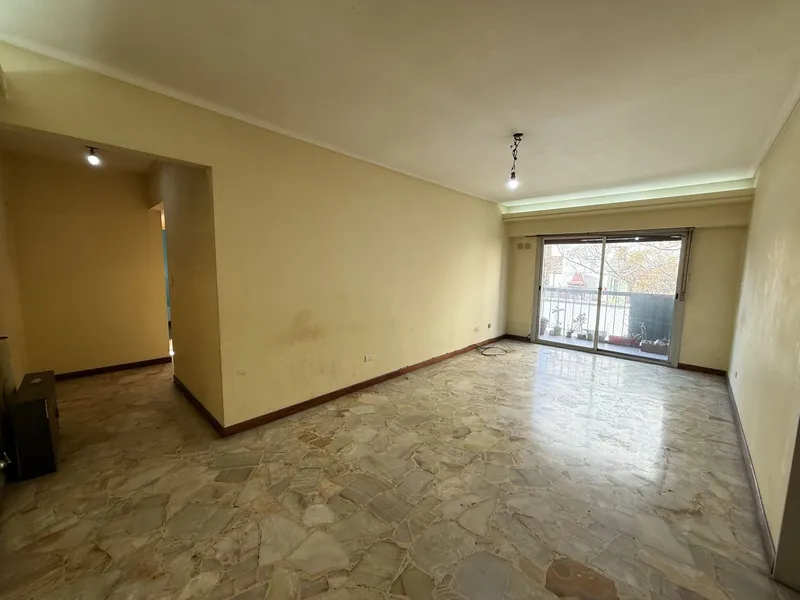 Departamento en alquiler · Flores, CABA