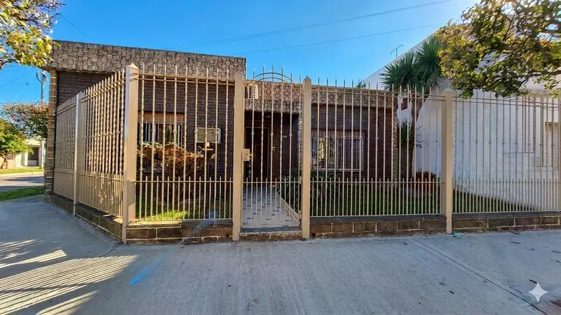 Casa en venta · Morón, GBA Oeste, Provincia de Buenos Aires Casa en venta · Morón, GBA Oeste, Provincia de Buenos Aires