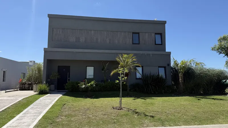 Casa en venta · Santa Elisa, Pilar Del Este, Pilar, GBA Norte, Provincia de Buenos Aires Casa en venta · Santa Elisa, Pilar Del Este, Pilar, GBA Norte, Provincia de Buenos Aires