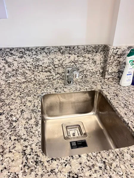 Lmcampos pileta cocina.jpeg