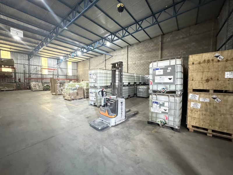 Planta industrial en alquiler · Villa Esquiú, Córdoba Capital, Córdoba