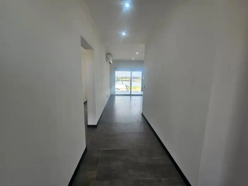214492.jpg