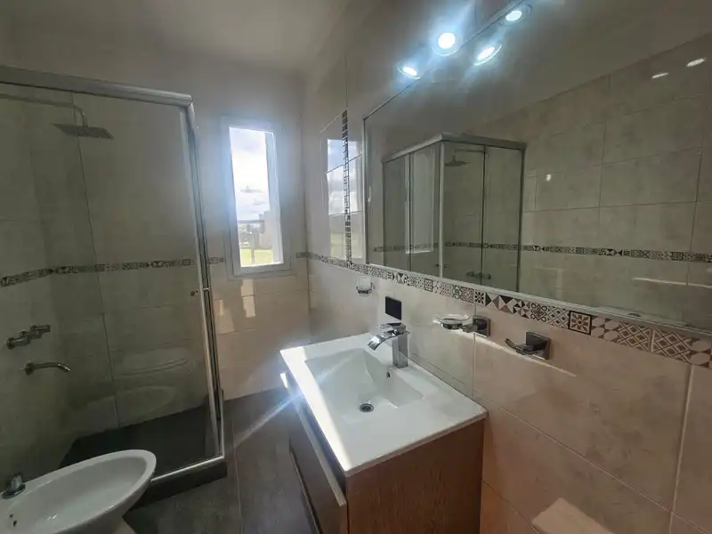 214511.jpg