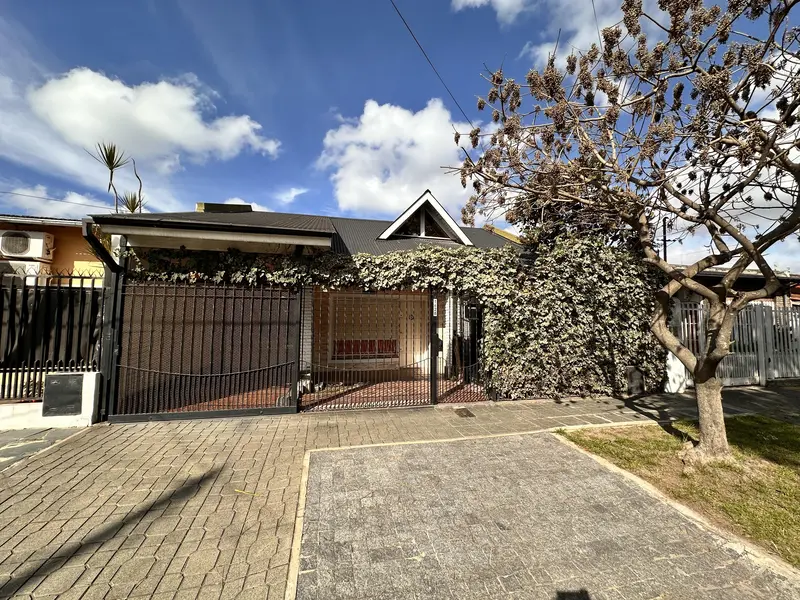 Casa en venta · Morón, GBA Oeste, Provincia de Buenos Aires