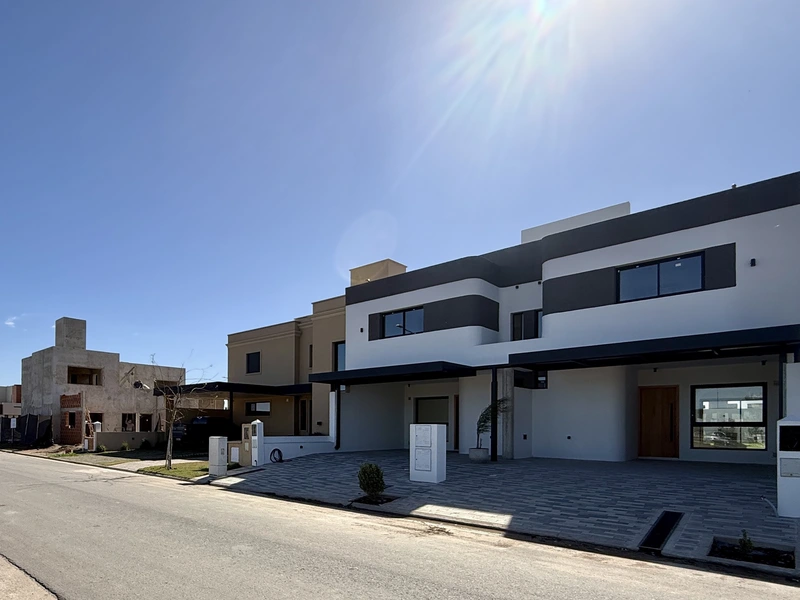 Casa en venta · Manantiales II, Córdoba