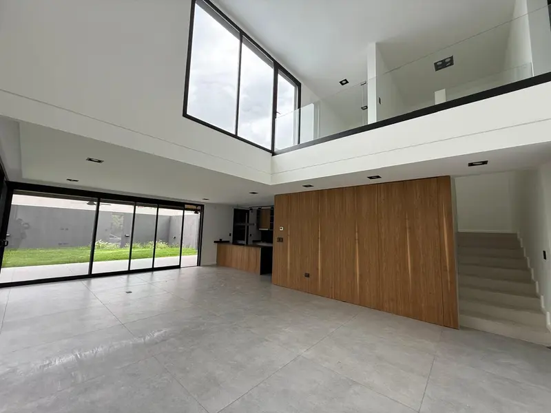 Casa en venta · La Luisita, Córdoba Capital, Córdoba Casa en venta · La Luisita, Córdoba Capital, Córdoba