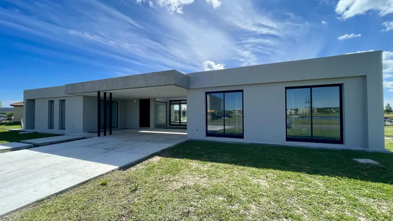 Casa en venta · El Naudir, Escobar, GBA Norte, Provincia de Buenos Aires Casa en venta · El Naudir, Escobar, GBA Norte, Provincia de Buenos Aires