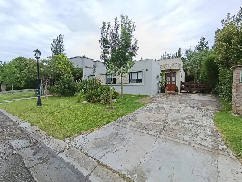 Casa en venta · San Agustin, Villanueva, Tigre, GBA Norte, Provincia de Buenos Aires Casa en venta · San Agustin, Villanueva, Tigre, GBA Norte, Provincia de Buenos Aires
