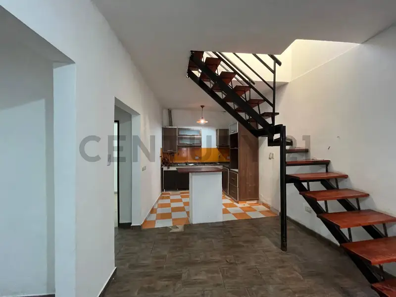 PH en alquiler · Villa Real, CABA