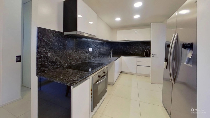 Kitchen-Defurnished.jpg
