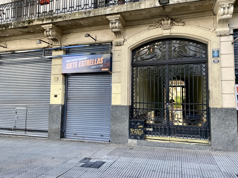 Av. Rivadavia 3000 (2).jpeg
