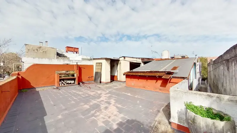 PH-4-AMBIENTES-2-PLANTAS-CPATIO-Y-TERRAZA-REMAX-09062023_185228.jpg