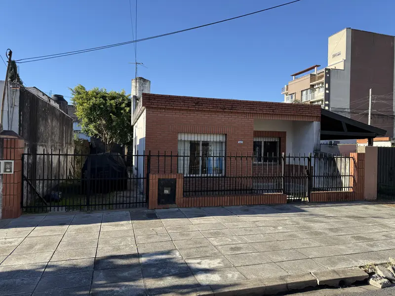 Casa en venta · Villa Luzuriaga, La Matanza, GBA Oeste, Provincia de Buenos Aires