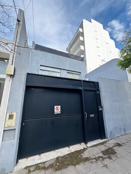 Casa en venta · Villa del Parque, CABA Casa en venta · Villa del Parque, CABA