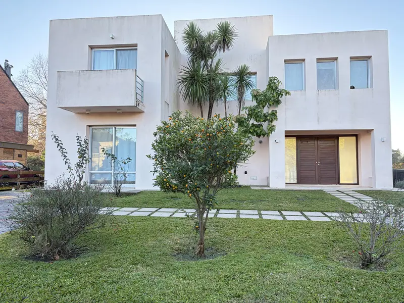 Casa en venta · Pilar del Lago Country Club, Pilar, GBA Norte, Provincia de Buenos Aires