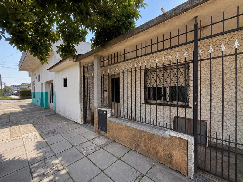 Casa en venta · Villa Luzuriaga, La Matanza, GBA Oeste, Provincia de Buenos Aires