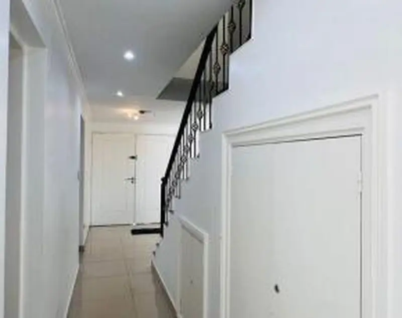 2001644920.jpg