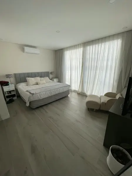 247787.jpg