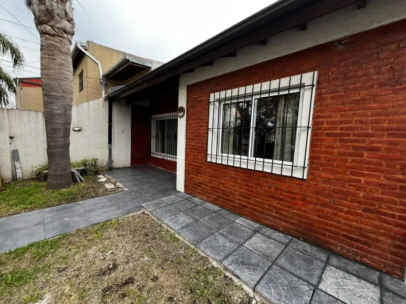 Casa en alquiler · Ituzaingó Norte, Ituzaingó, GBA Oeste, Provincia de Buenos Aires
