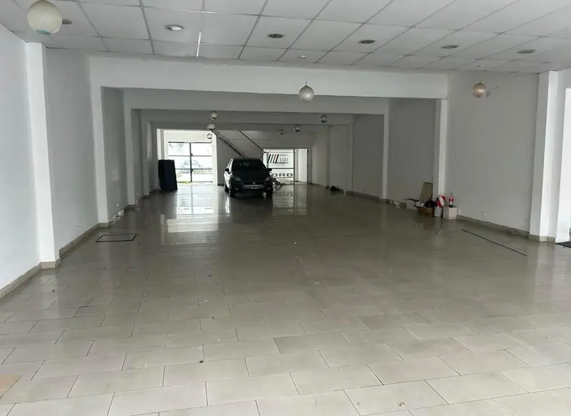 Comercio en alquiler · Avellaneda, Avellaneda, GBA Sur, Provincia de Buenos Aires