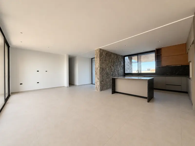 living nobu casa.png