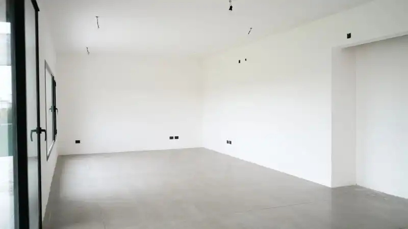 258190.jpg