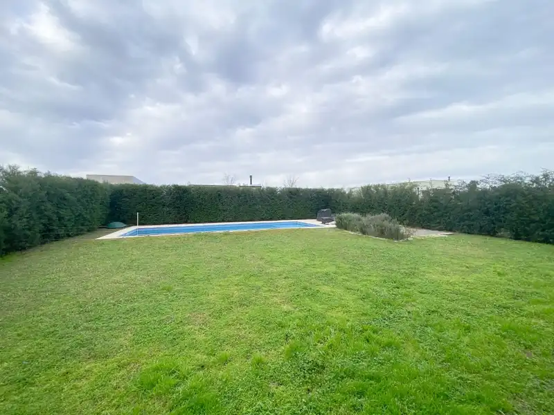 258378.jpg