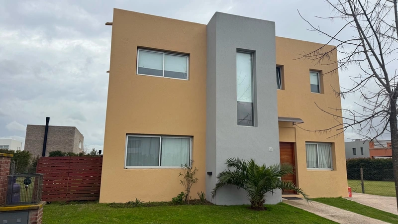 Casa en venta · Benavidez, Tigre, GBA Norte, Provincia de Buenos Aires Casa en venta · Benavidez, Tigre, GBA Norte, Provincia de Buenos Aires