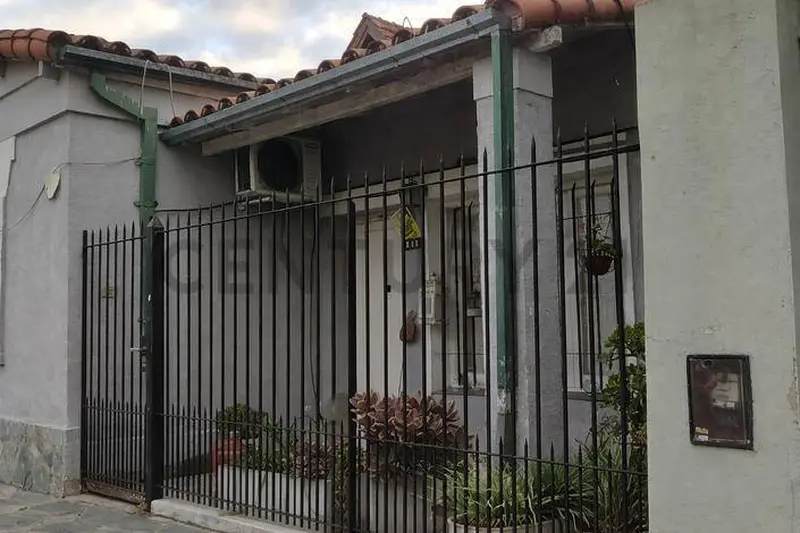 Casa en venta · Adrogué, Almirante Brown, GBA Sur, Provincia de Buenos Aires