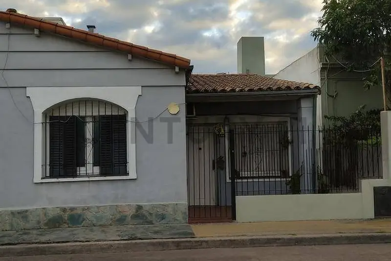 Casa en venta · Adrogué, Almirante Brown, GBA Sur, Provincia de Buenos Aires
