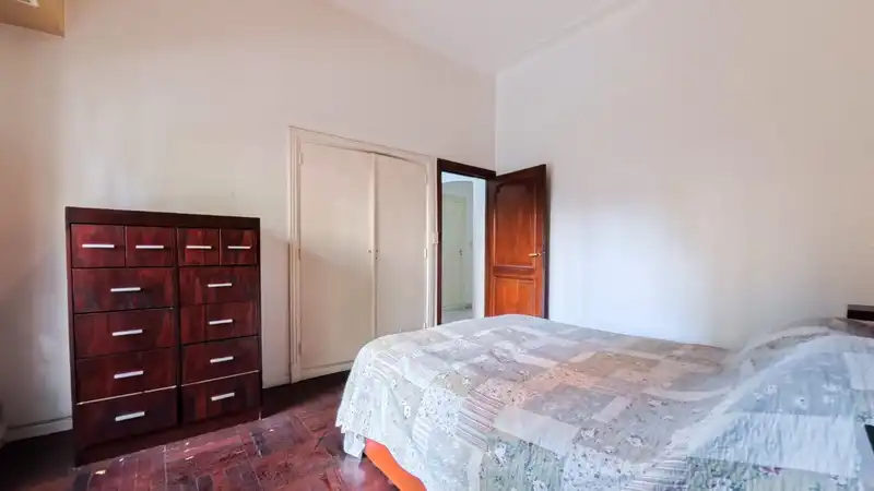 281700.jpg