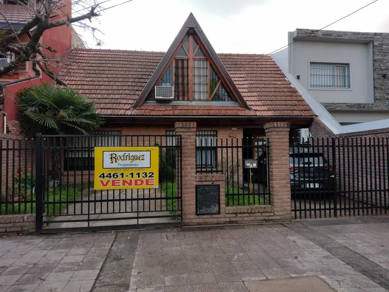 Casa en venta · Villa Luzuriaga, La Matanza, GBA Oeste, Provincia de Buenos Aires Casa en venta · Villa Luzuriaga, La Matanza, GBA Oeste, Provincia de Buenos Aires