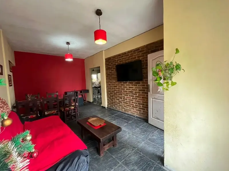Casa en venta · Castelar, Morón, GBA Oeste, Provincia de Buenos Aires
