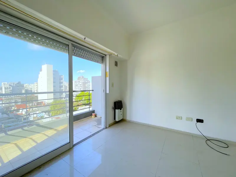 Departamento en alquiler · Flores, CABA