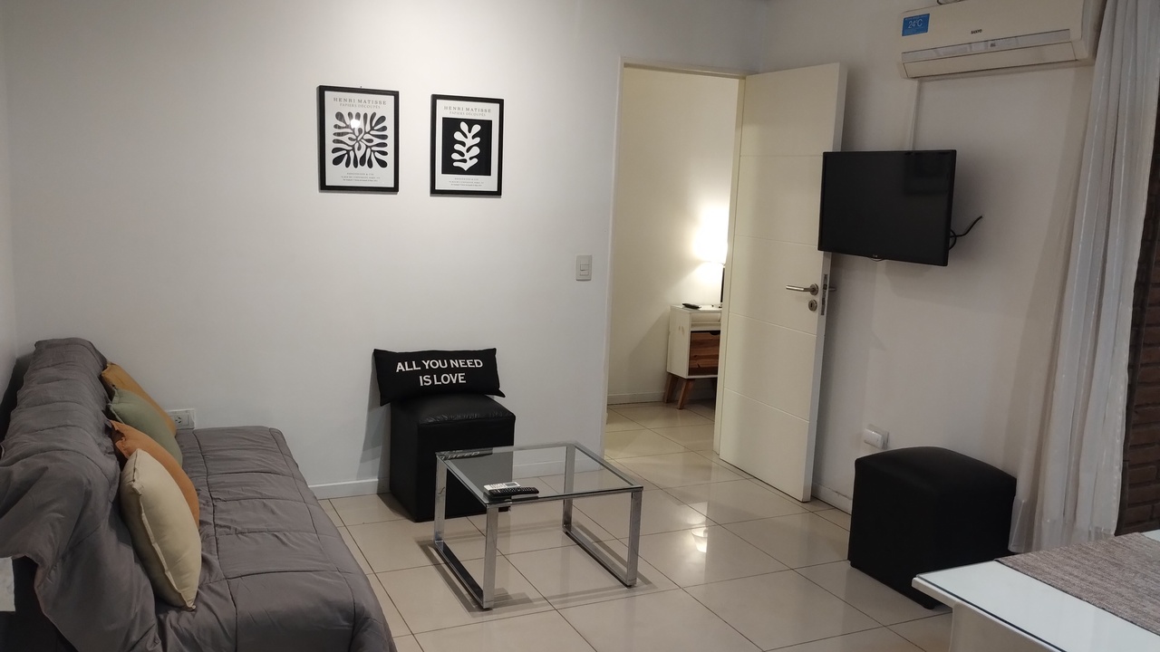 Departamento 1 Dorm. Patio exclusivo. Excelente ubicación - foto 5
