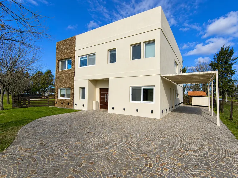 Casa en alquiler · San Sebastián, Escobar, GBA Norte, Provincia de Buenos Aires