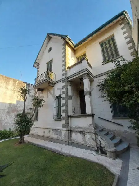 Casa en venta · Banfield, Lomas de Zamora, GBA Sur, Provincia de Buenos Aires