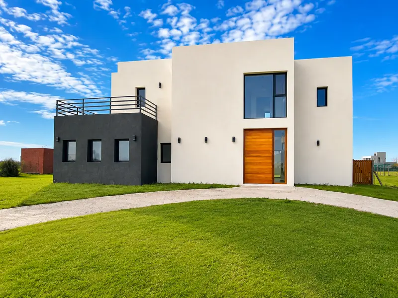 Casa en venta · San Sebastián, Escobar, GBA Norte, Provincia de Buenos Aires Casa en venta · San Sebastián, Escobar, GBA Norte, Provincia de Buenos Aires