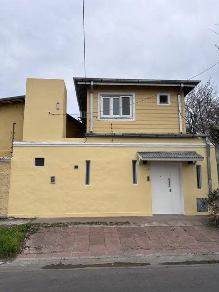 Casa en alquiler · San Isidro, GBA Norte, Provincia de Buenos Aires Casa en alquiler · San Isidro, GBA Norte, Provincia de Buenos Aires