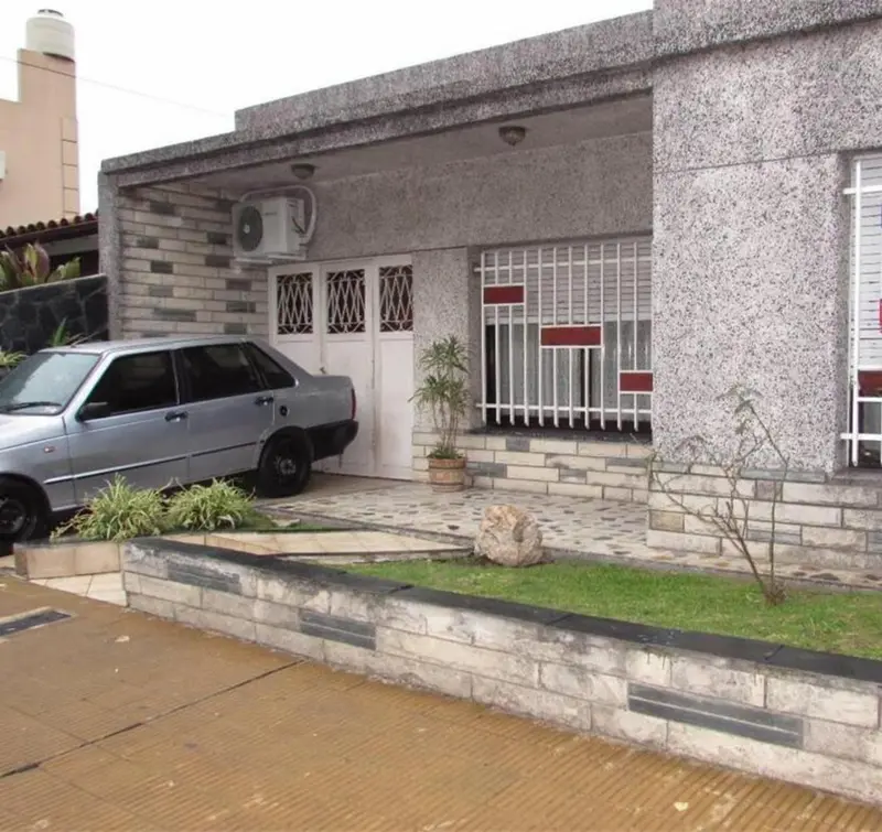 Casa en venta · Villa Luzuriaga, La Matanza, GBA Oeste, Provincia de Buenos Aires