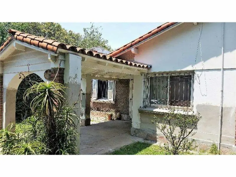 Casa en venta · Castelar, Morón, GBA Oeste, Provincia de Buenos Aires