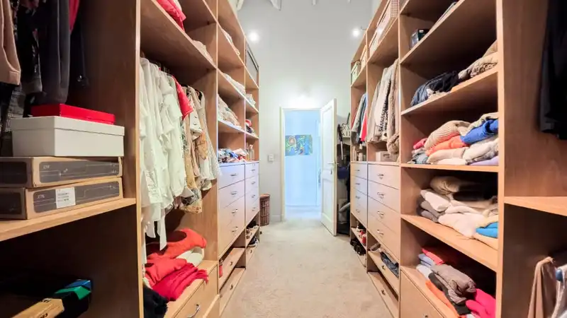 323544.jpg