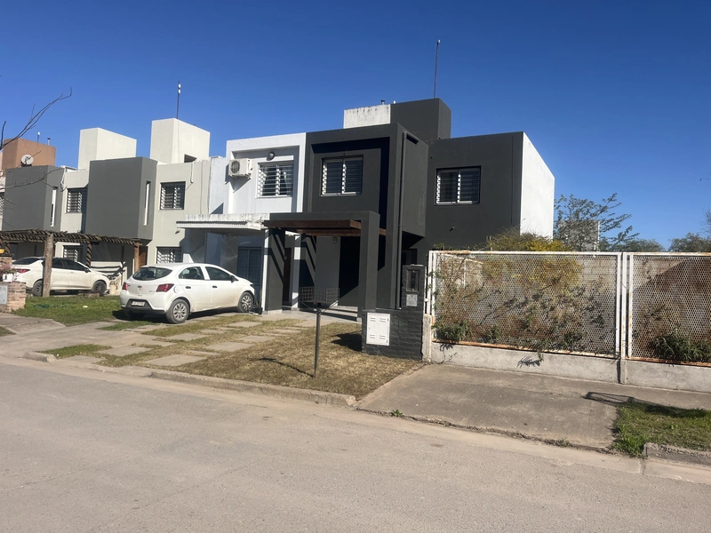 Casa en venta · Barrio Privado La Catalina, Córdoba Capital, Córdoba