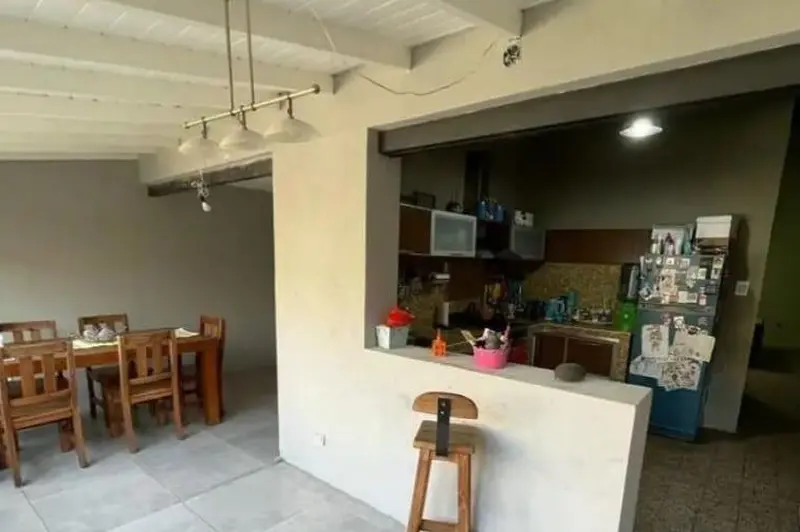 Casa en venta · Castelar, Morón, GBA Oeste, Provincia de Buenos Aires