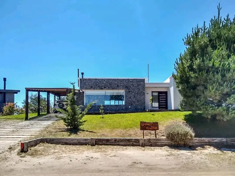 Casa en venta · Costa Esmeralda, Punta Medanos, La Costa, Costa Atlántica, Provincia de Buenos Aires