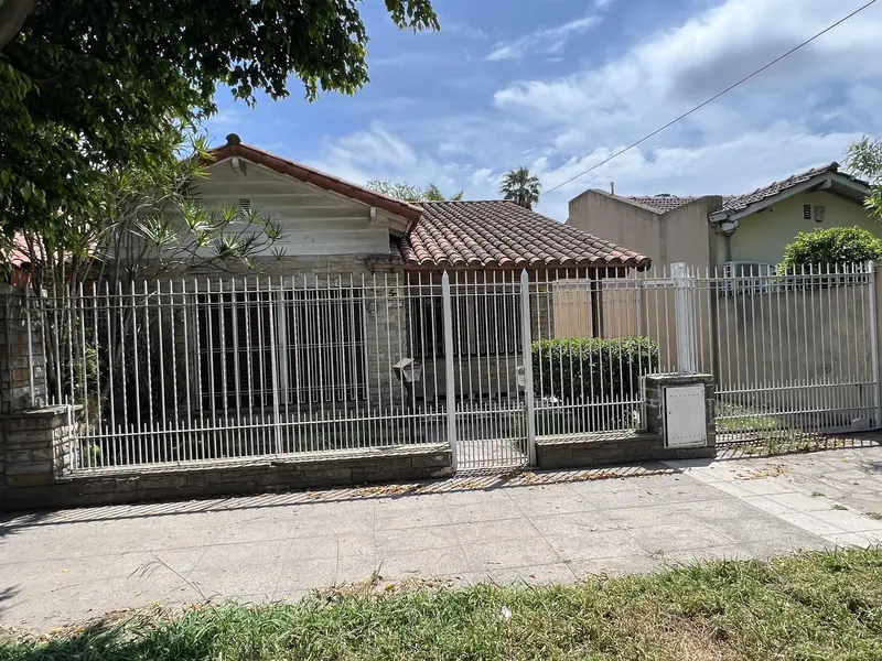 Casa en venta · Villa Sarmiento, Morón, GBA Oeste, Provincia de Buenos Aires